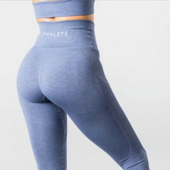 Alphalete Aero Leggings - Size Medium - Picture 3 of 9